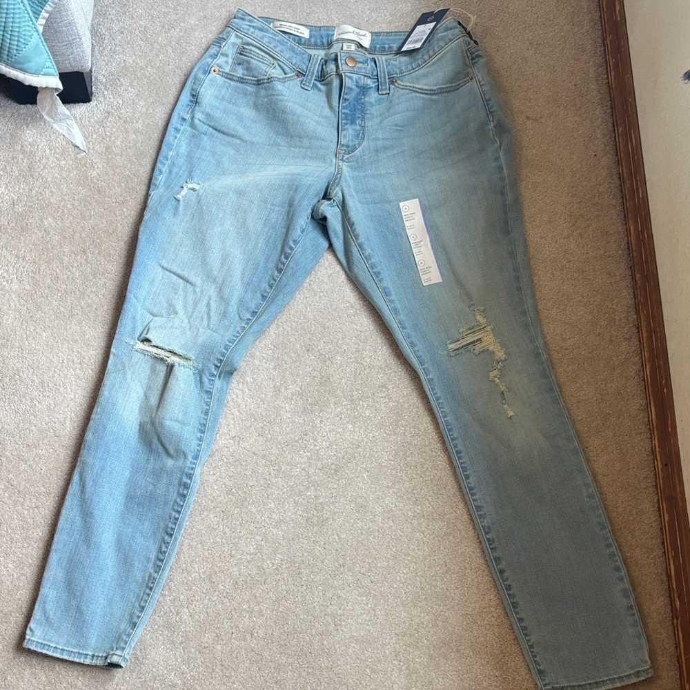 Universal Thread Mid Rise Curvy Skinny Jeans